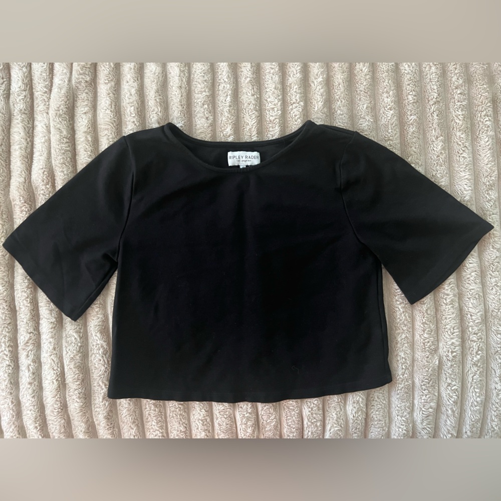 Ripley Rader Elegant Black Cropped Top size 2